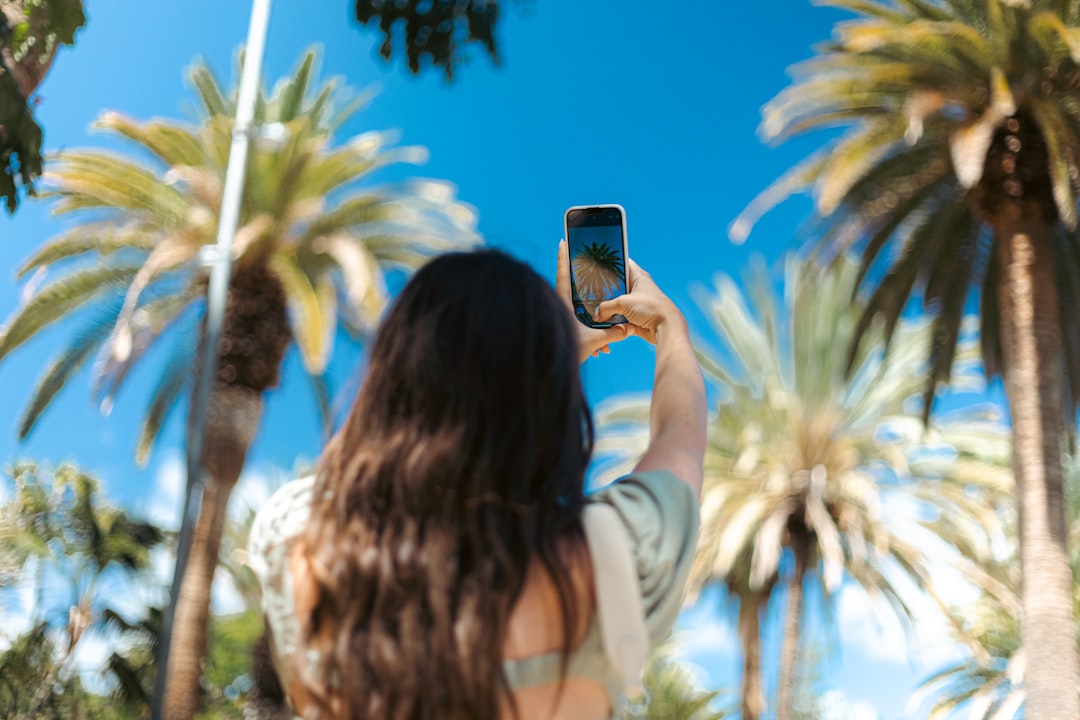 woman smartphone selfie natural
