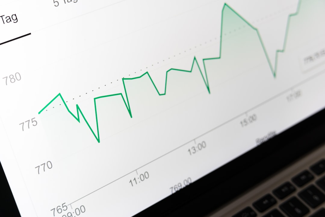 magnifying glass statistics graph