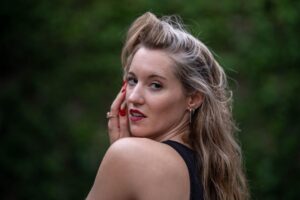 professional portrait photoshoot dating profile