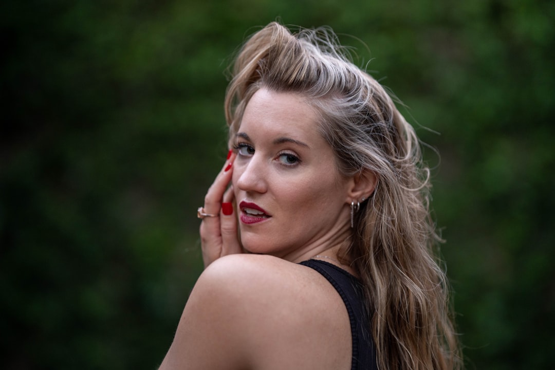 professional portrait photoshoot dating profile