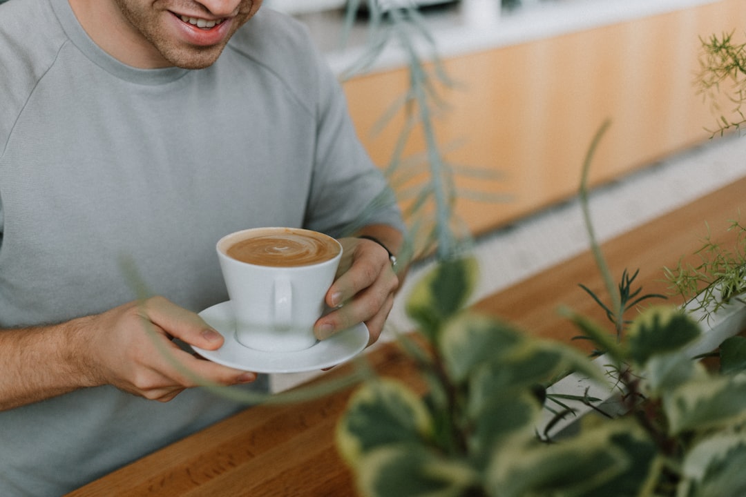 lifestyle photo man cafe coffee