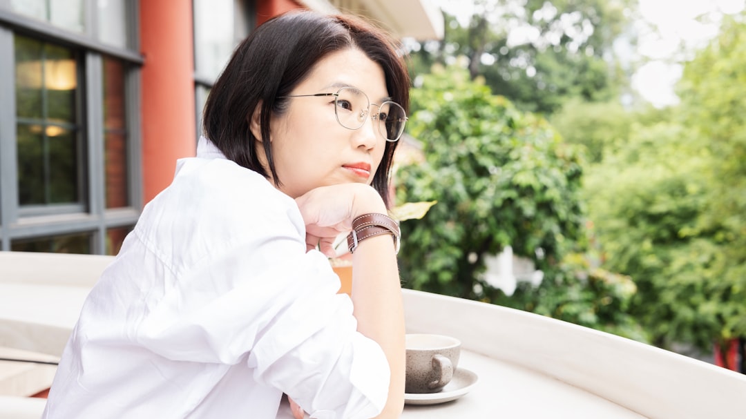 japanese woman confident decision
