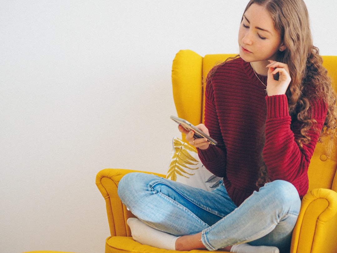 woman choosing decision smartphone