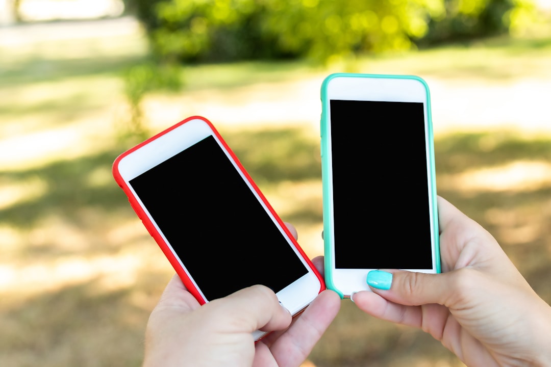 two smartphones dating app comparison