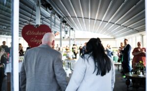 singles matchmaking event indoor