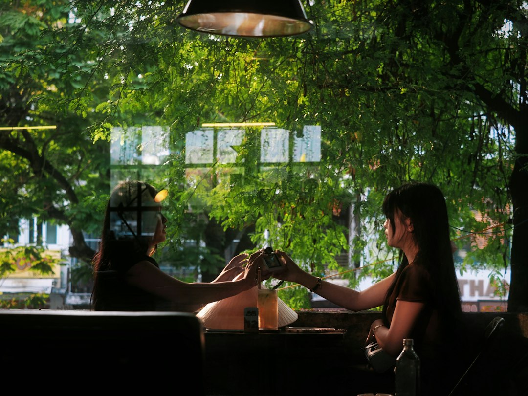 two people meeting cafe date